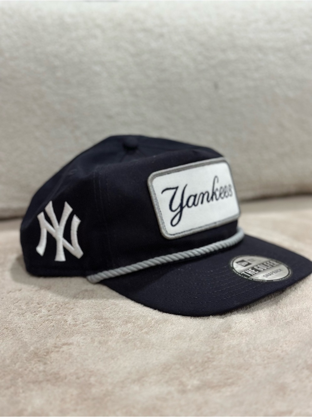 New Era Navy and White Yankees Rope Trucker Cap